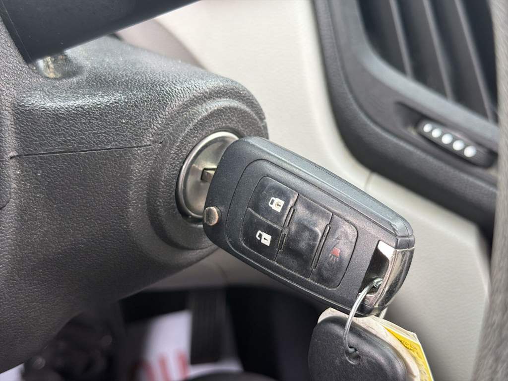 Thumbnail: 2017 Chevrolet Equinox - 35