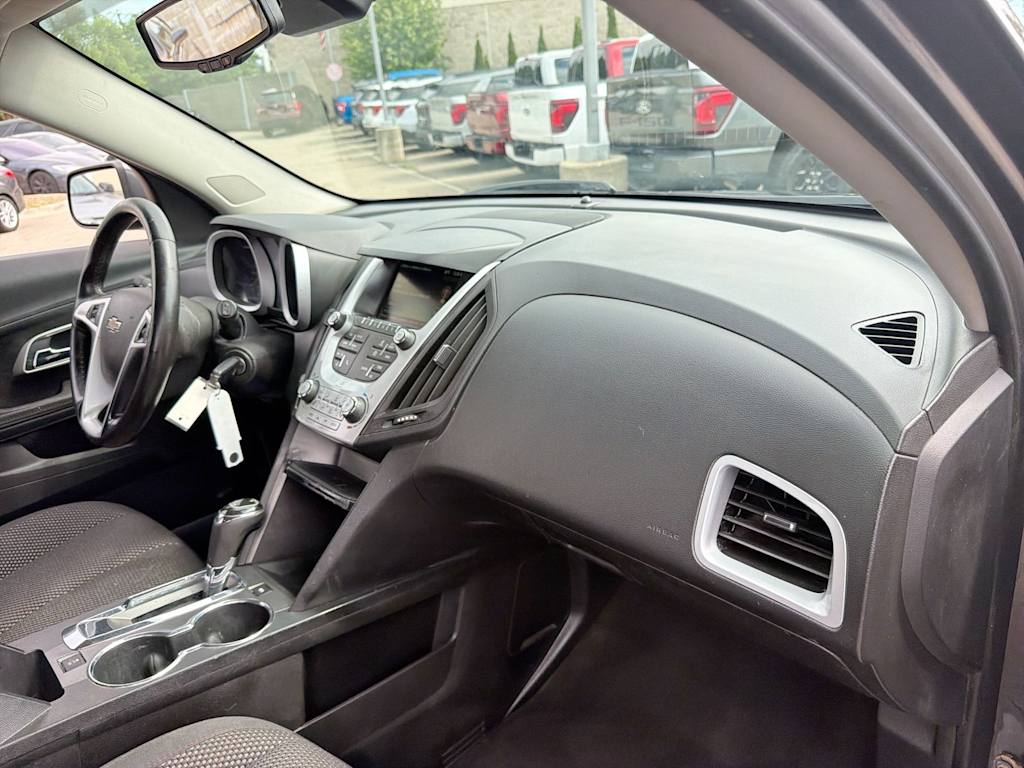 Thumbnail: 2017 Chevrolet Equinox - 2