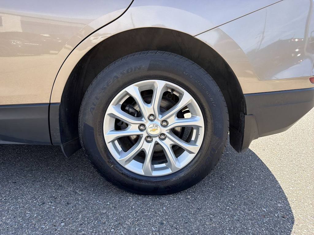 Thumbnail: 2019 Chevrolet Equinox - 8