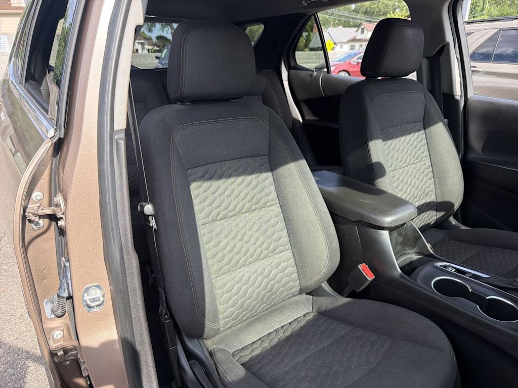 Thumbnail: 2019 Chevrolet Equinox - 28