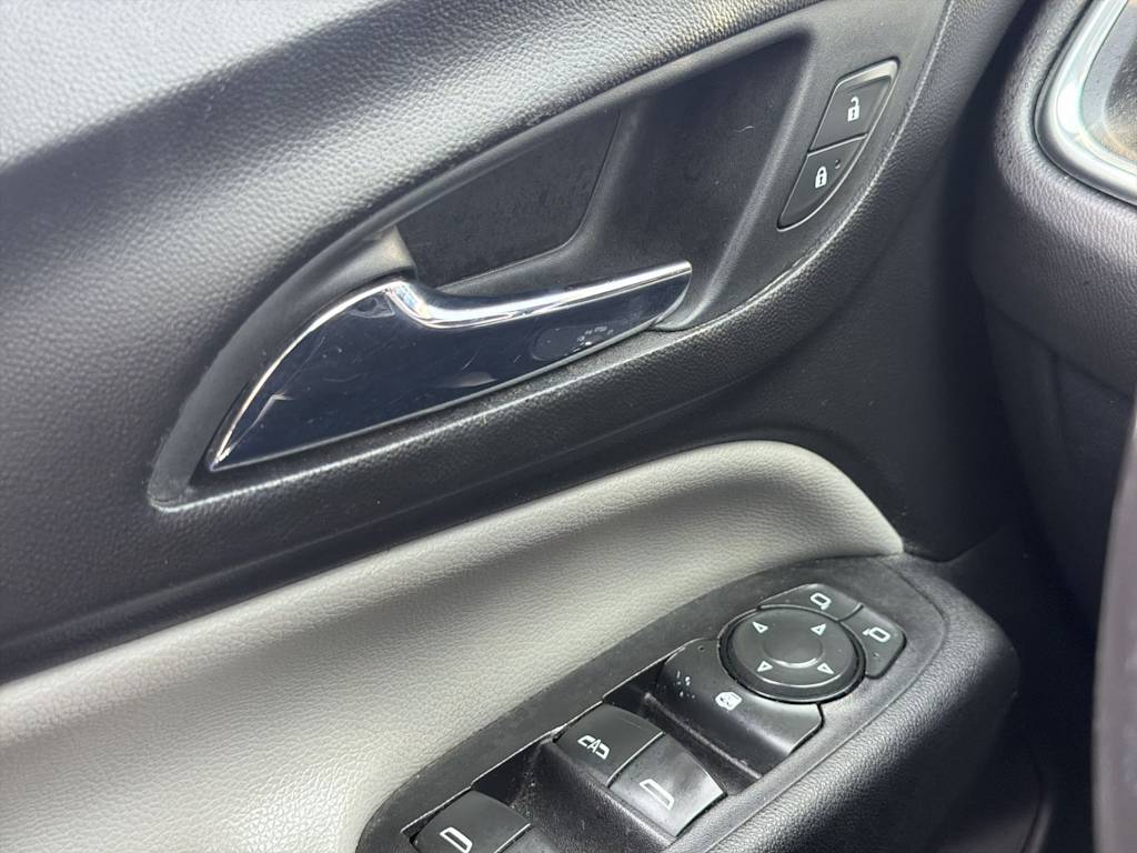 Thumbnail: 2019 Chevrolet Equinox - 29