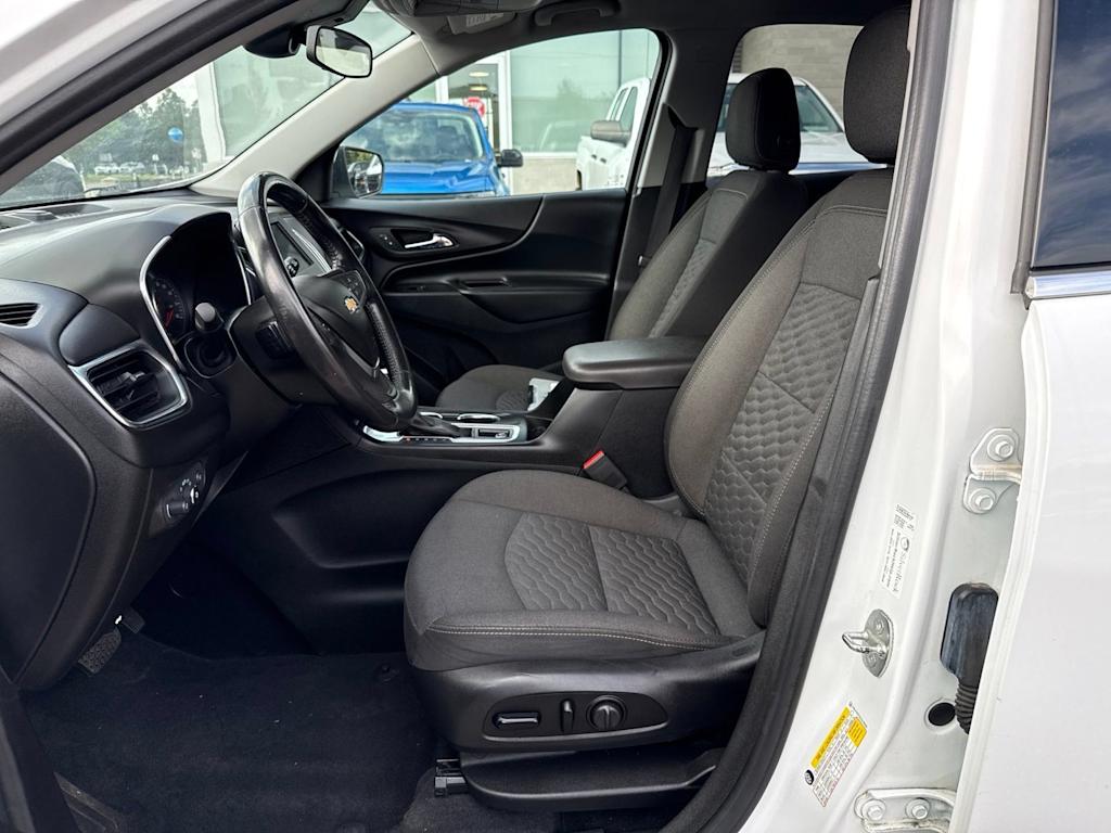 Thumbnail: 2020 Chevrolet Equinox - 9