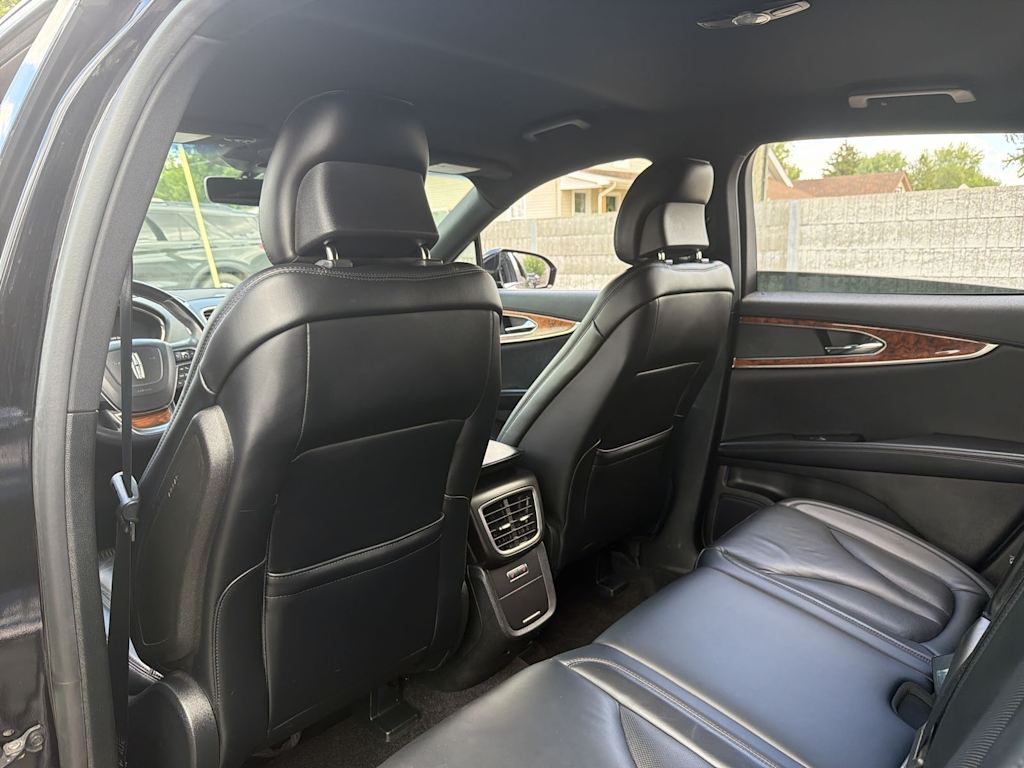 Thumbnail: 2019 Lincoln Nautilus - 11