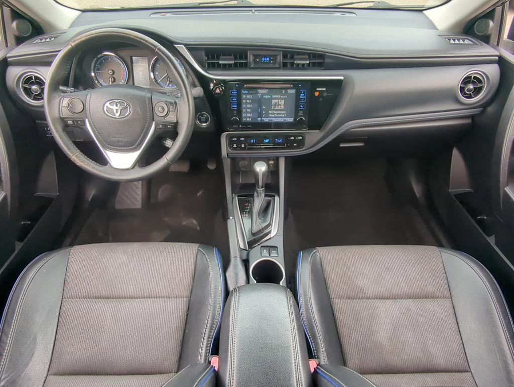 2017 Toyota Corolla SE 11