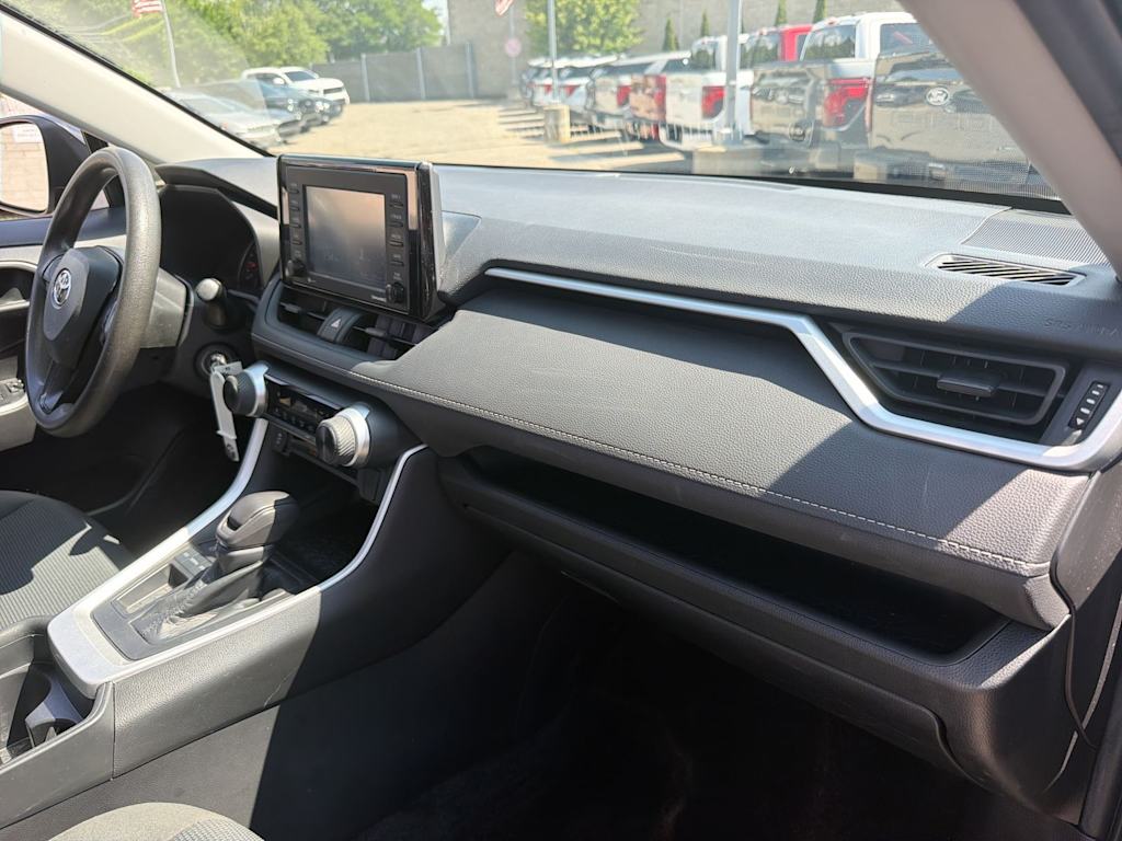 Thumbnail: 2021 Toyota RAV4 - 2