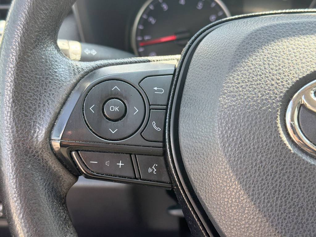 Thumbnail: 2021 Toyota RAV4 - 29