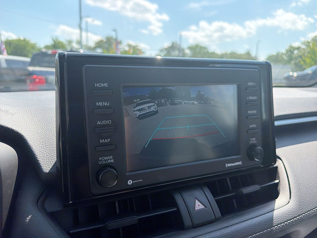 Thumbnail: 2021 Toyota RAV4 - 32