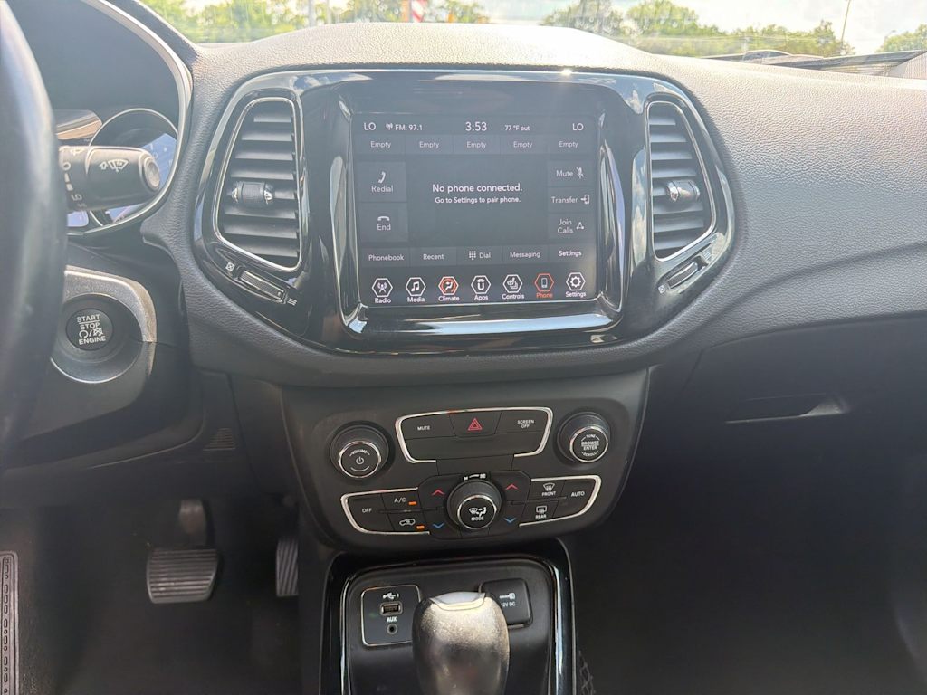 Thumbnail: 2020 Jeep Compass - 13