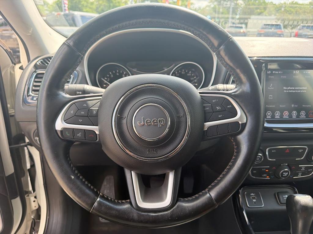 Thumbnail: 2020 Jeep Compass - 9