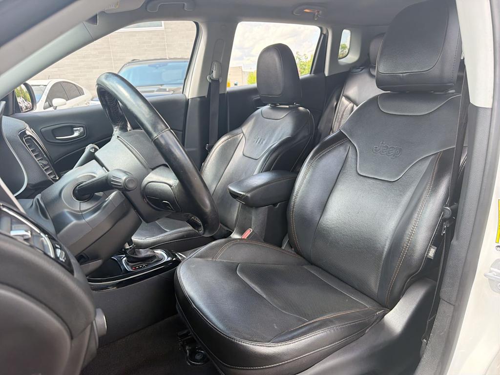 Thumbnail: 2020 Jeep Compass - 11