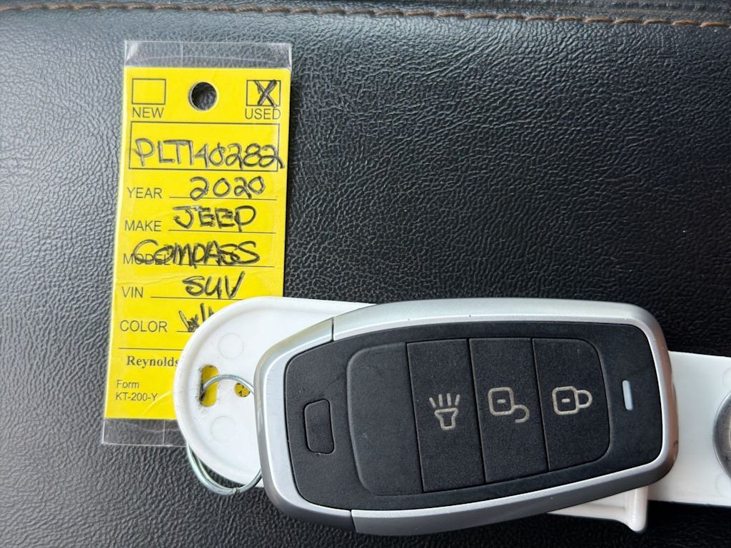 Thumbnail: 2020 Jeep Compass - 17