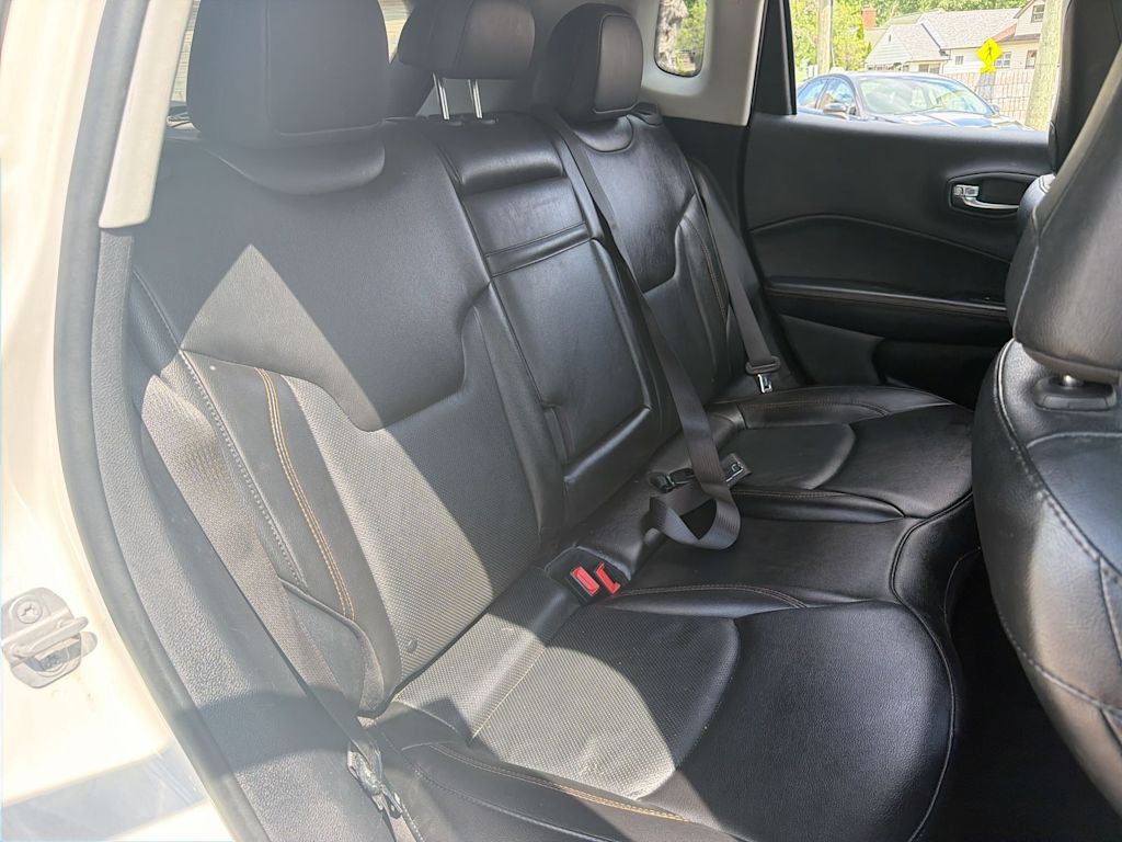 Thumbnail: 2020 Jeep Compass - 27