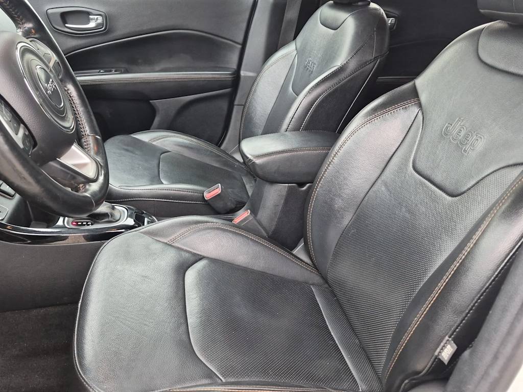 Thumbnail: 2020 Jeep Compass - 10
