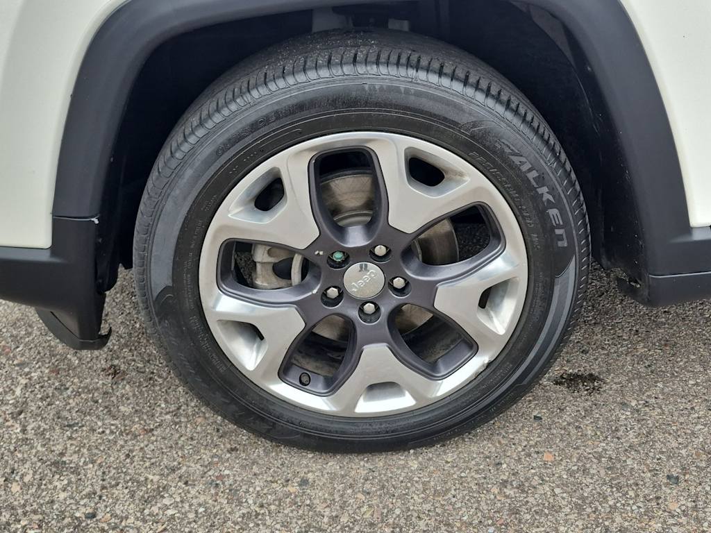 Thumbnail: 2020 Jeep Compass - 8