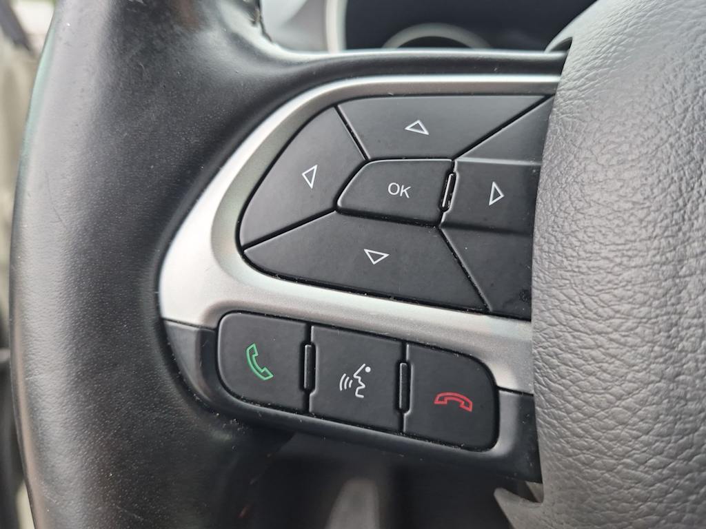 Thumbnail: 2020 Jeep Compass - 26