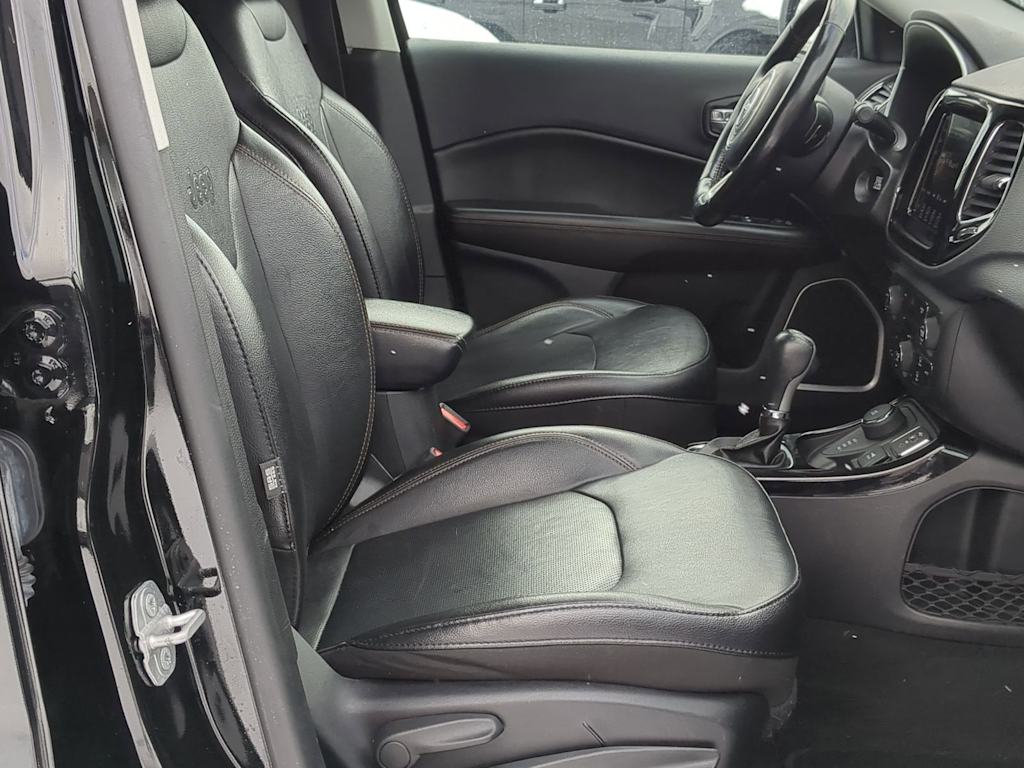 Thumbnail: 2020 Jeep Compass - 11