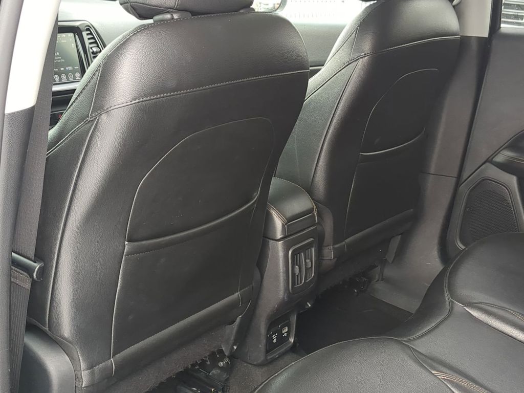 Thumbnail: 2020 Jeep Compass - 12