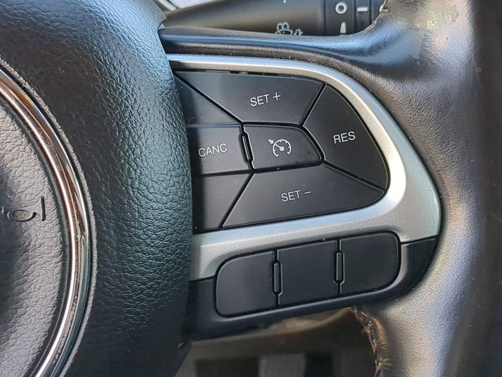 Thumbnail: 2020 Jeep Compass - 30