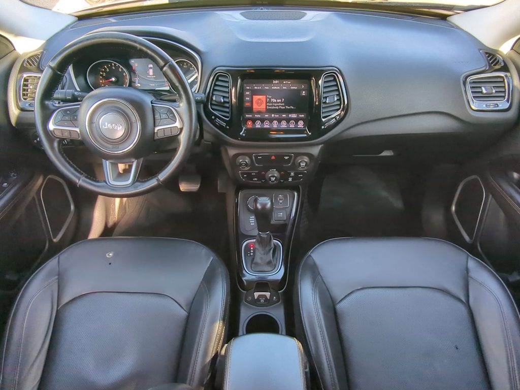 Thumbnail: 2020 Jeep Compass - 9