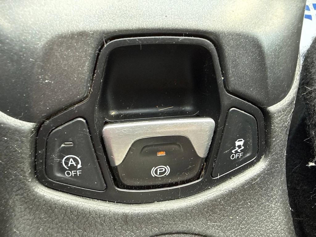 Thumbnail: 2018 Jeep Compass - 34