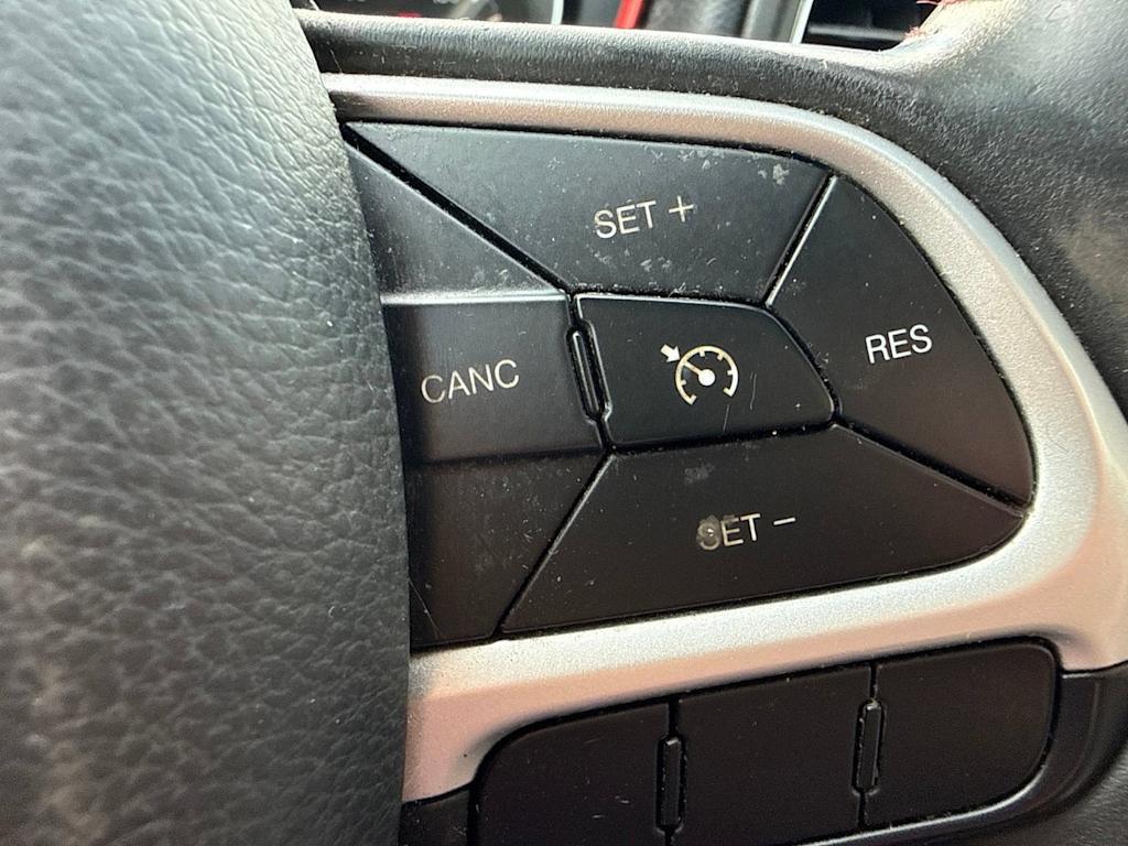 Thumbnail: 2018 Jeep Compass - 22