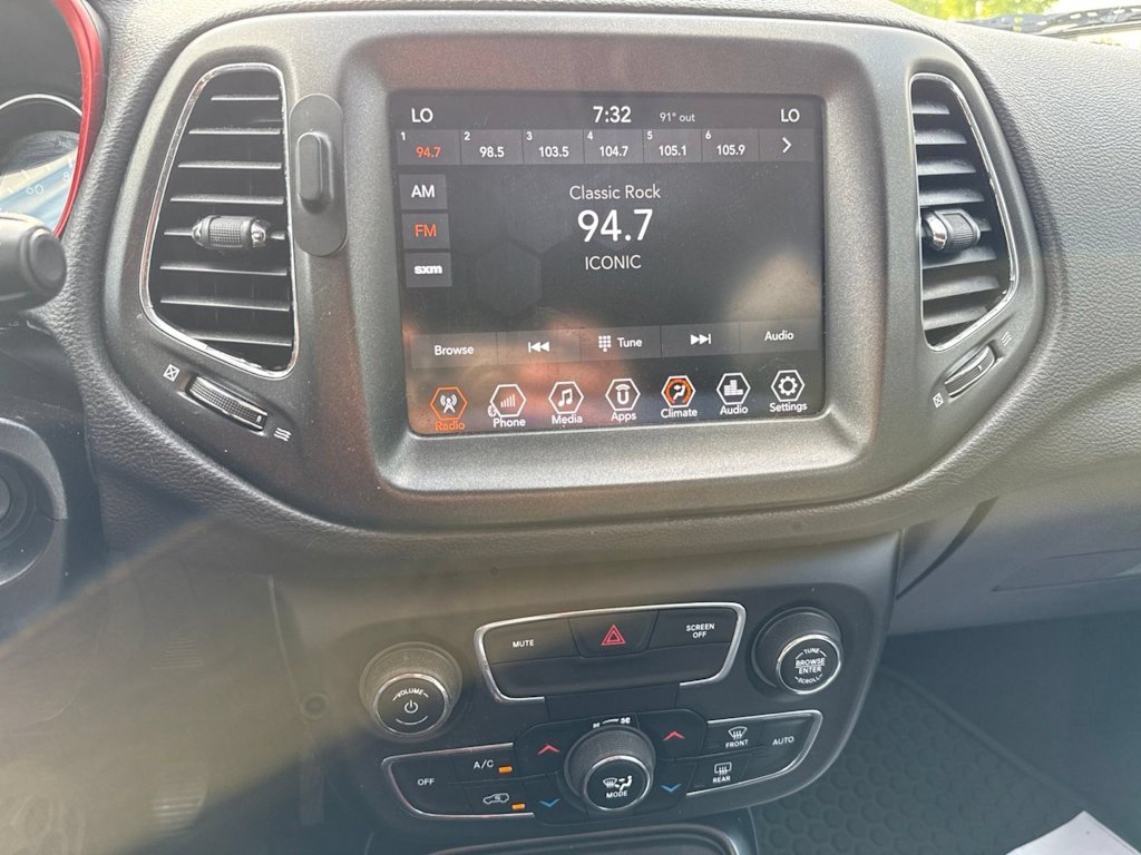 Thumbnail: 2018 Jeep Compass - 11