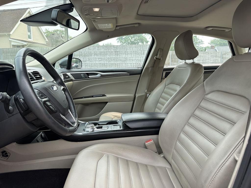 Thumbnail: 2019 Ford Fusion - 9