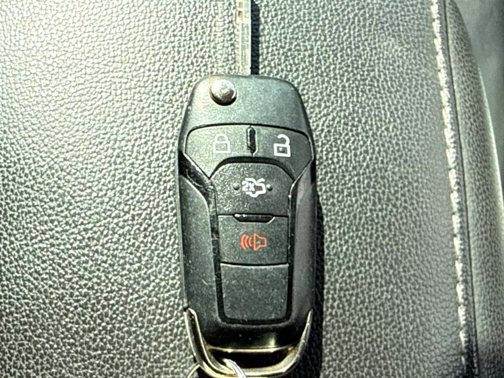 Thumbnail: 2015 Ford Fusion - 31