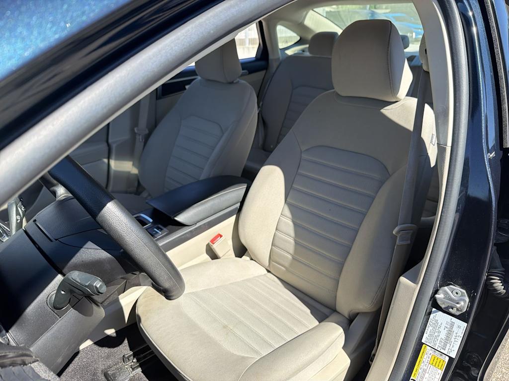 Thumbnail: 2020 Ford Fusion - 12