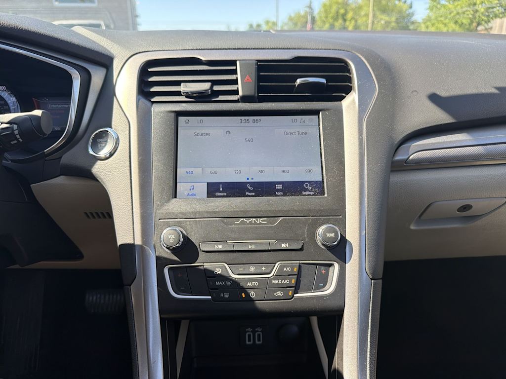 Thumbnail: 2020 Ford Fusion - 14