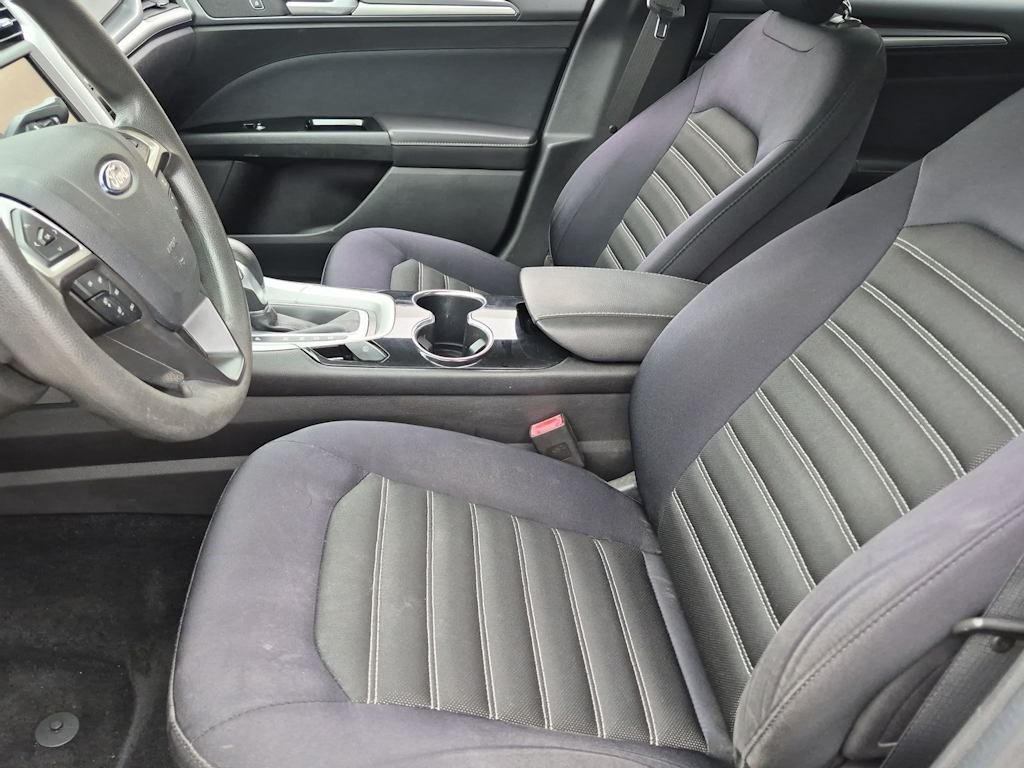 Thumbnail: 2014 Ford Fusion - 10