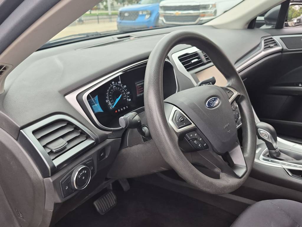 Thumbnail: 2014 Ford Fusion - 2