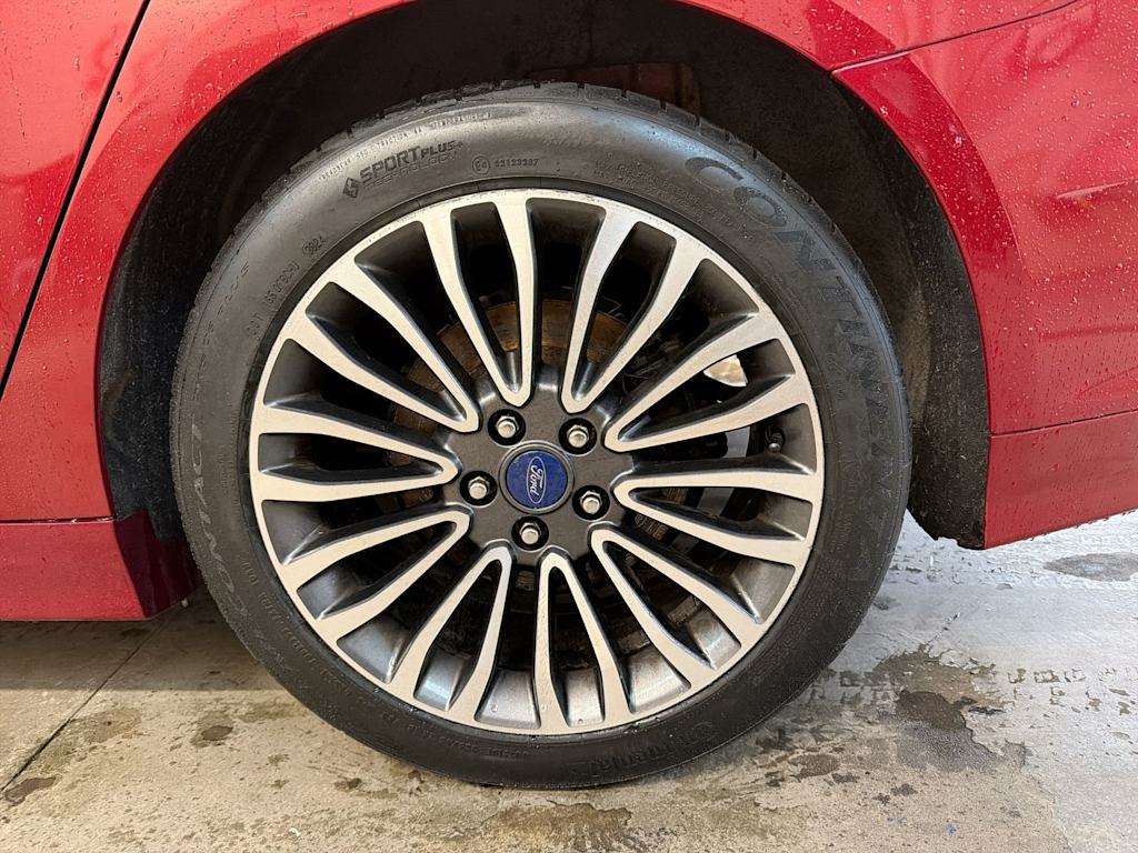 Thumbnail: 2017 Ford Fusion - 8