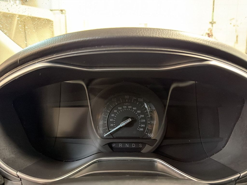 Thumbnail: 2017 Ford Fusion - 15