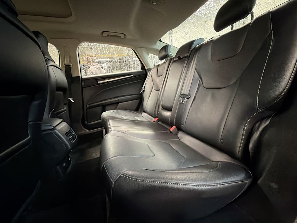 Thumbnail: 2017 Ford Fusion - 26