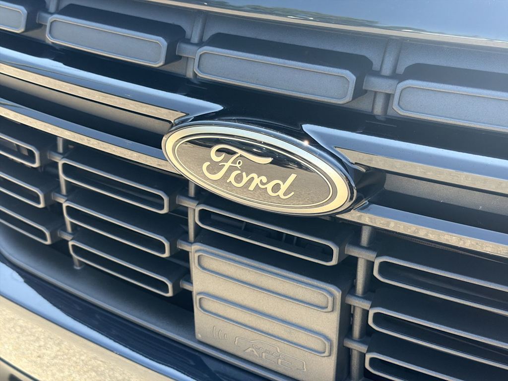 Thumbnail: 2023 Ford Maverick - 6