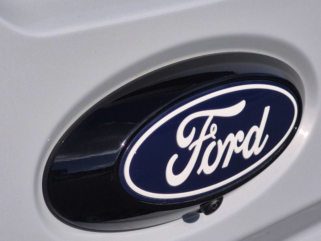 Thumbnail: 2025 Ford Maverick - 7