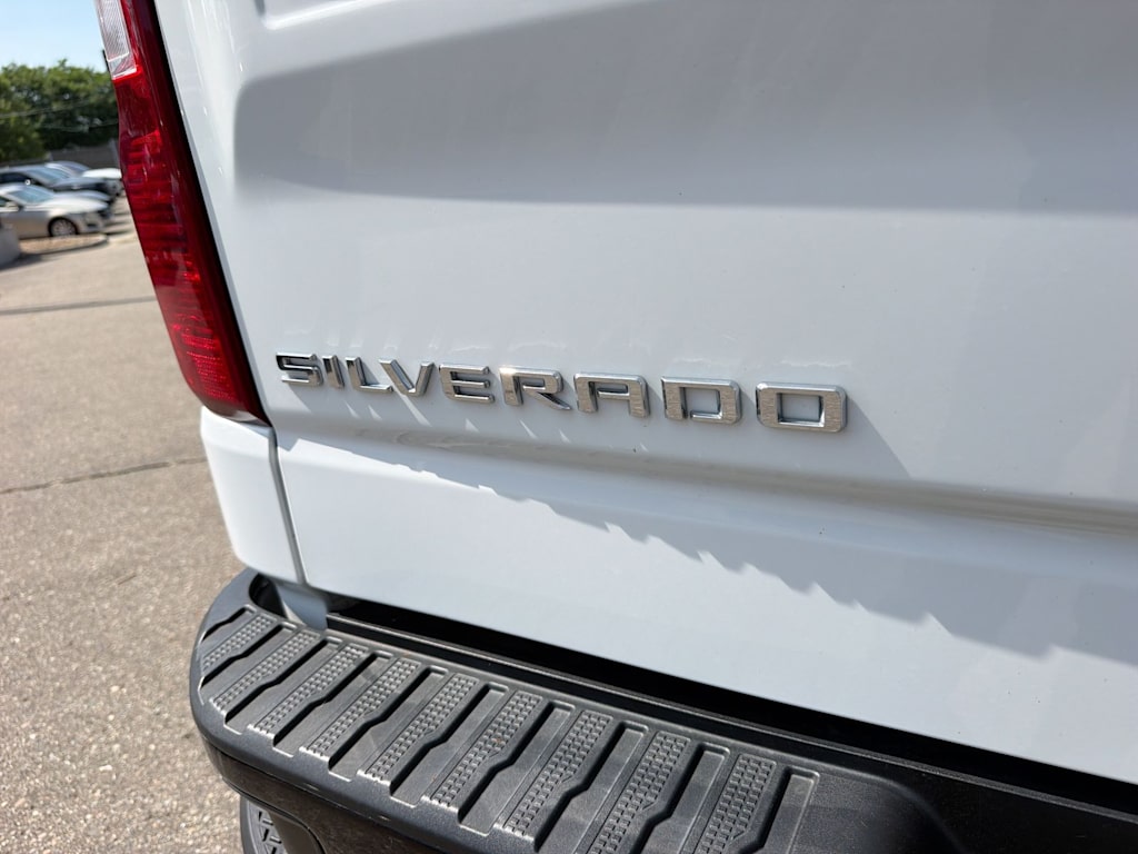 Thumbnail: 2022 Chevrolet Silverado 1500 - 24