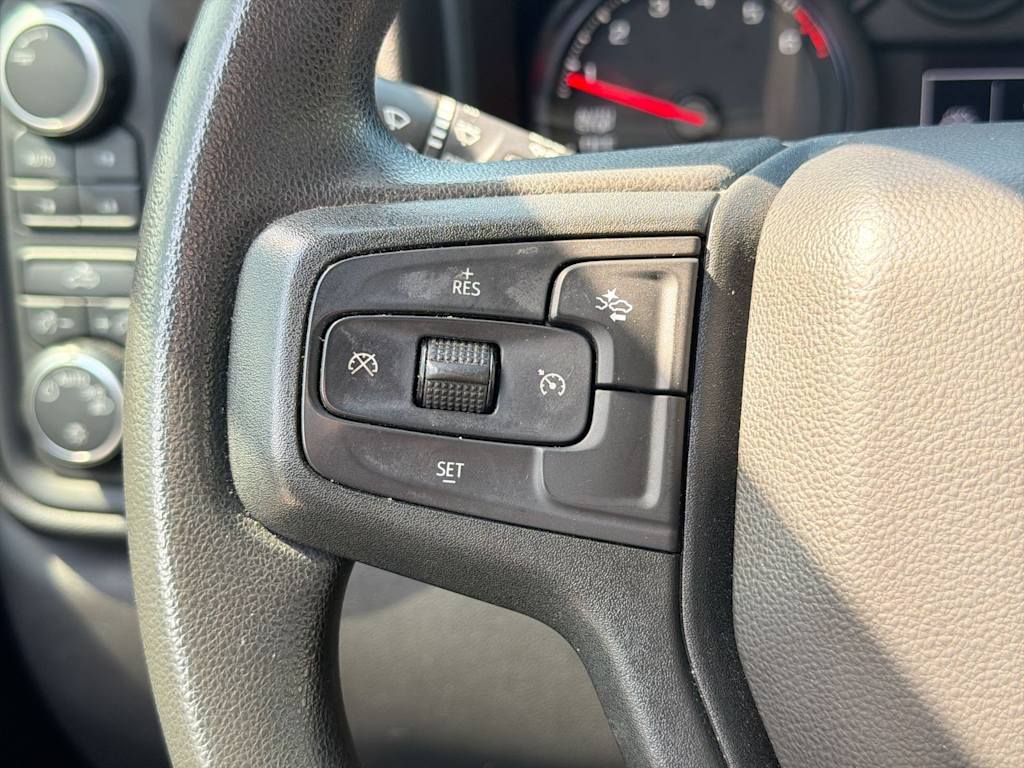Thumbnail: 2022 Chevrolet Silverado 1500 - 29