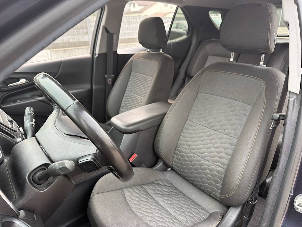 Thumbnail: 2019 Chevrolet Equinox - 11