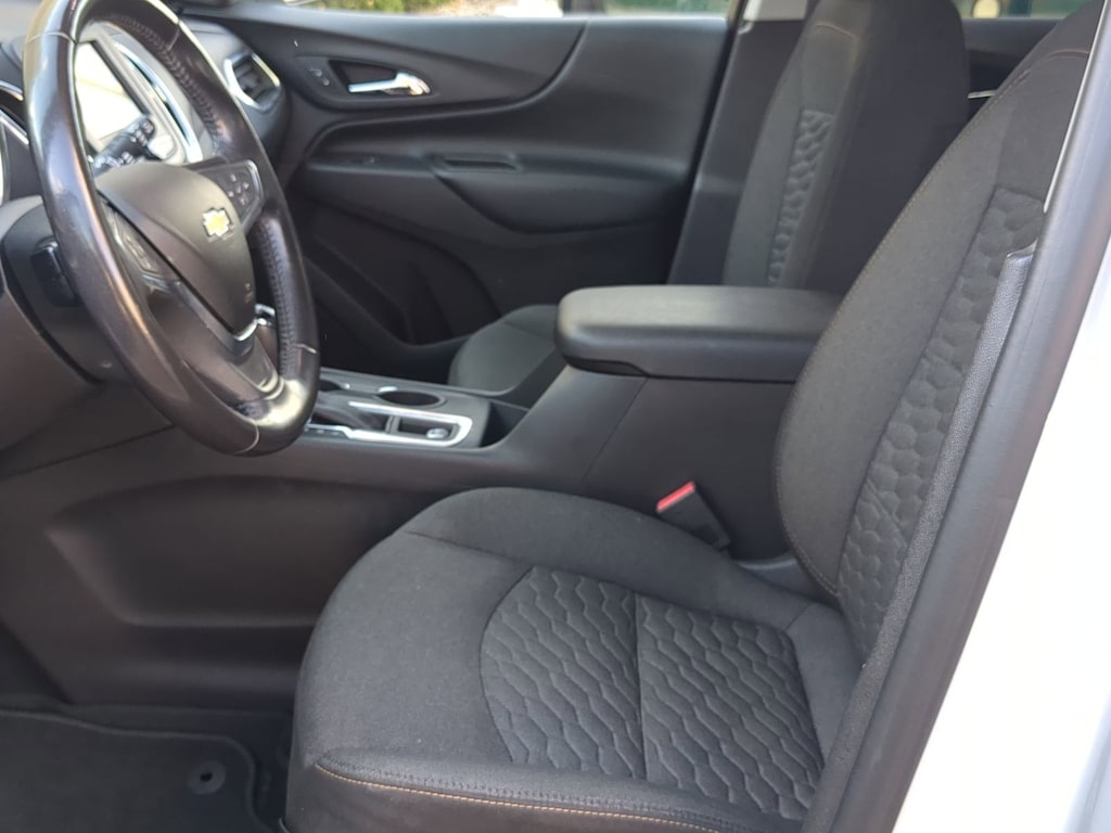 Thumbnail: 2019 Chevrolet Equinox - 10