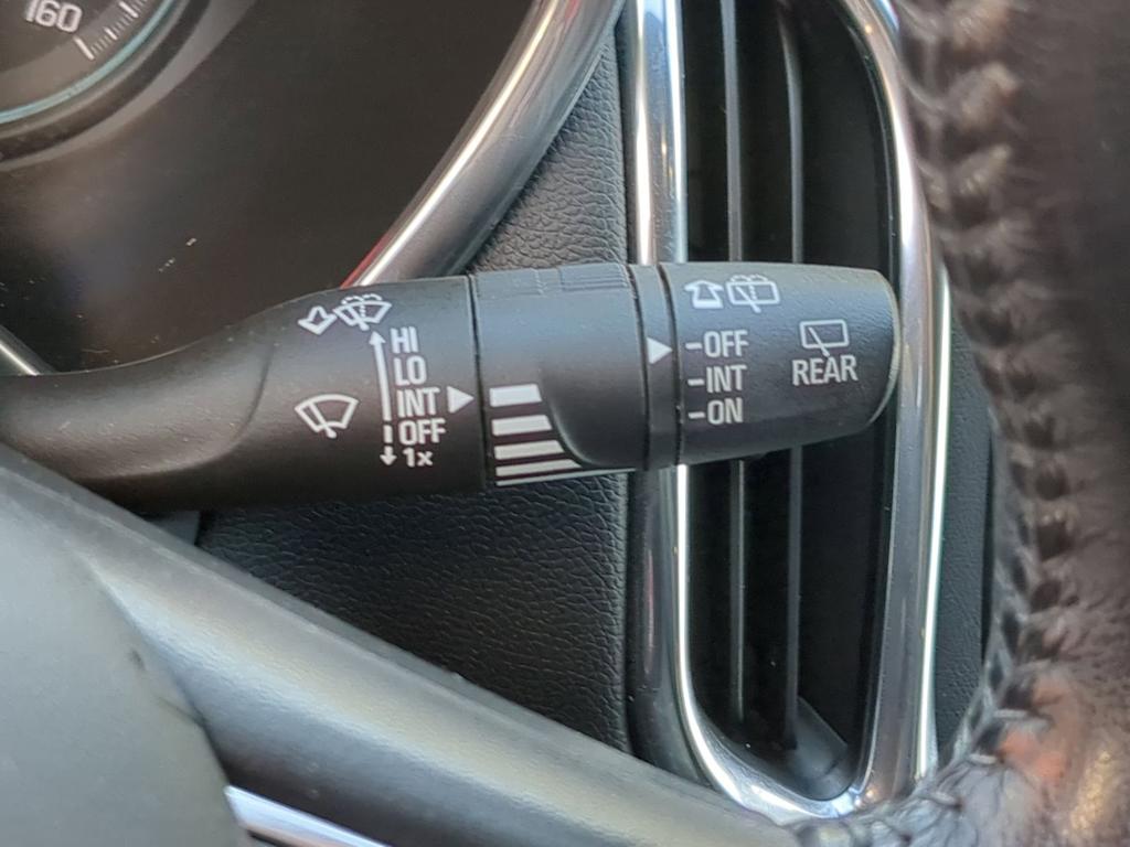 Thumbnail: 2019 Chevrolet Equinox - 31