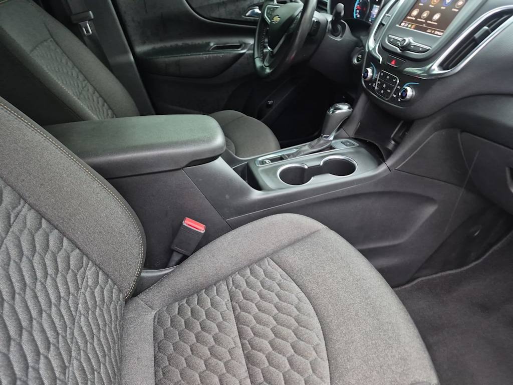 Thumbnail: 2020 Chevrolet Equinox - 27