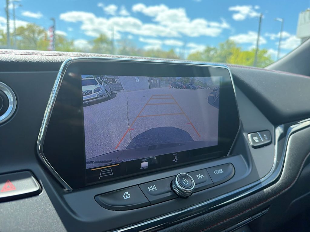 Thumbnail: 2019 Chevrolet Blazer - 32