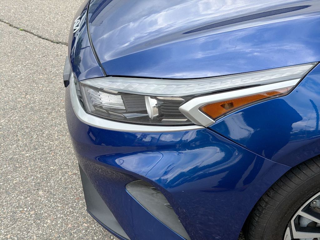 Thumbnail: 2023 Kia Forte - 23