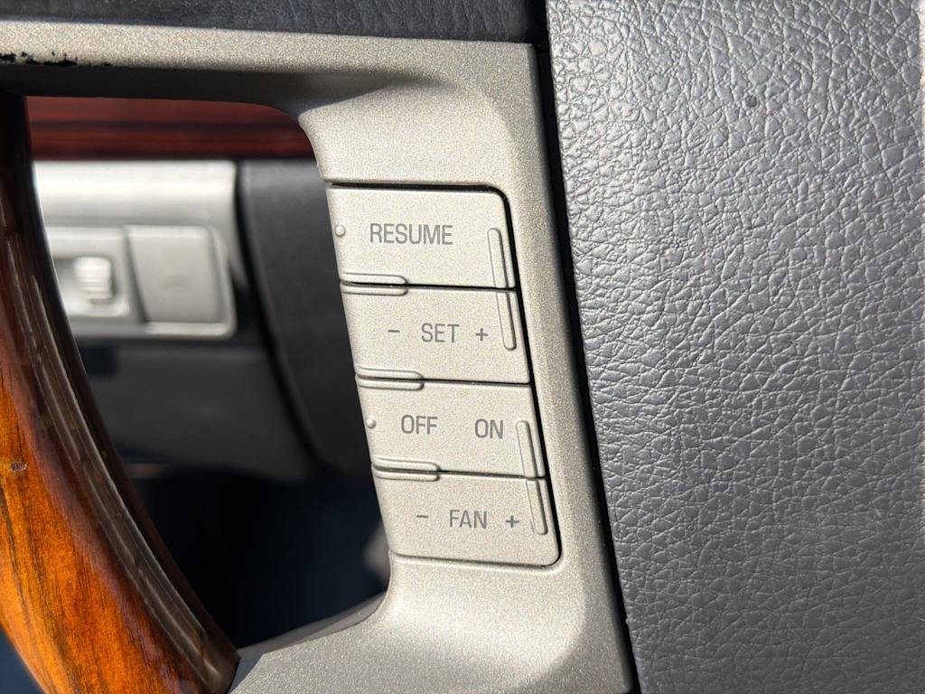 Thumbnail: 2007 Lincoln MKZ - 17
