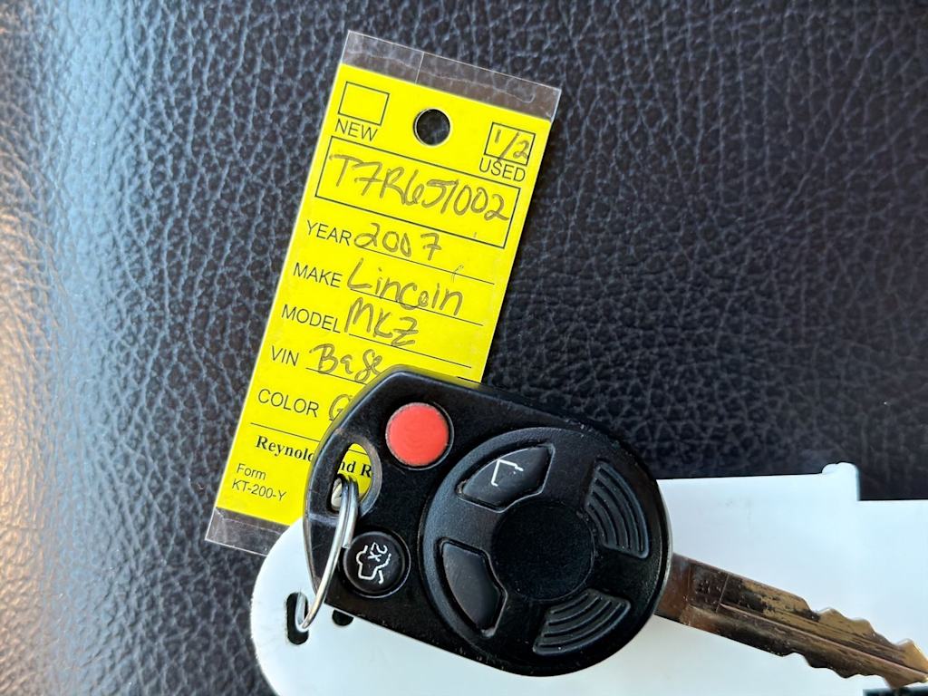 Thumbnail: 2007 Lincoln MKZ - 32