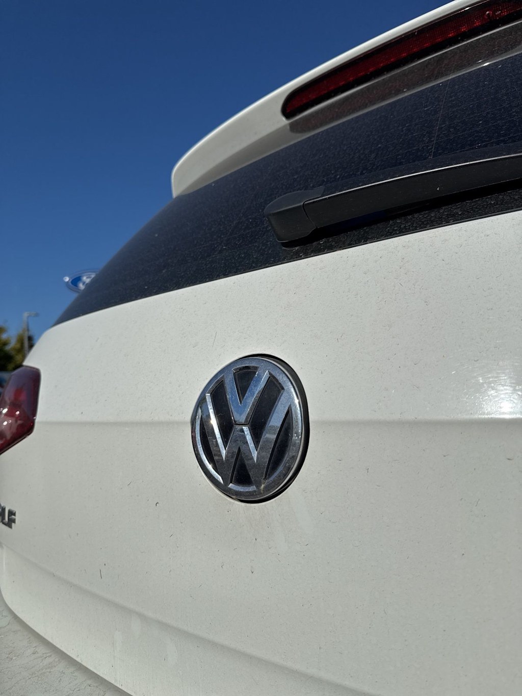 Thumbnail: 2021 Volkswagen Golf - 3