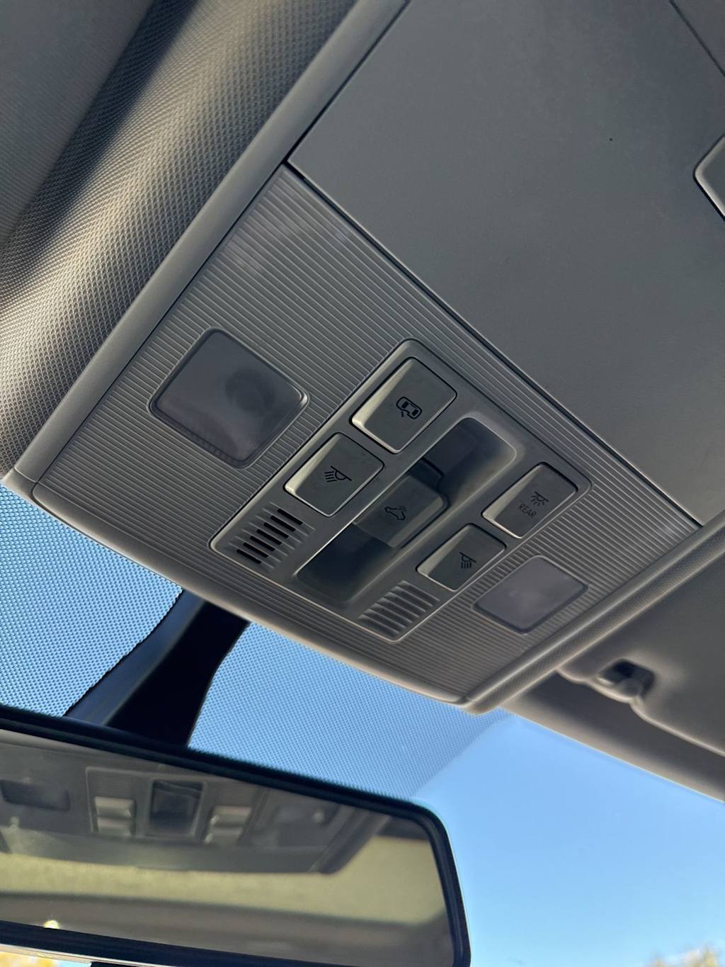 Thumbnail: 2021 Volkswagen Golf - 28