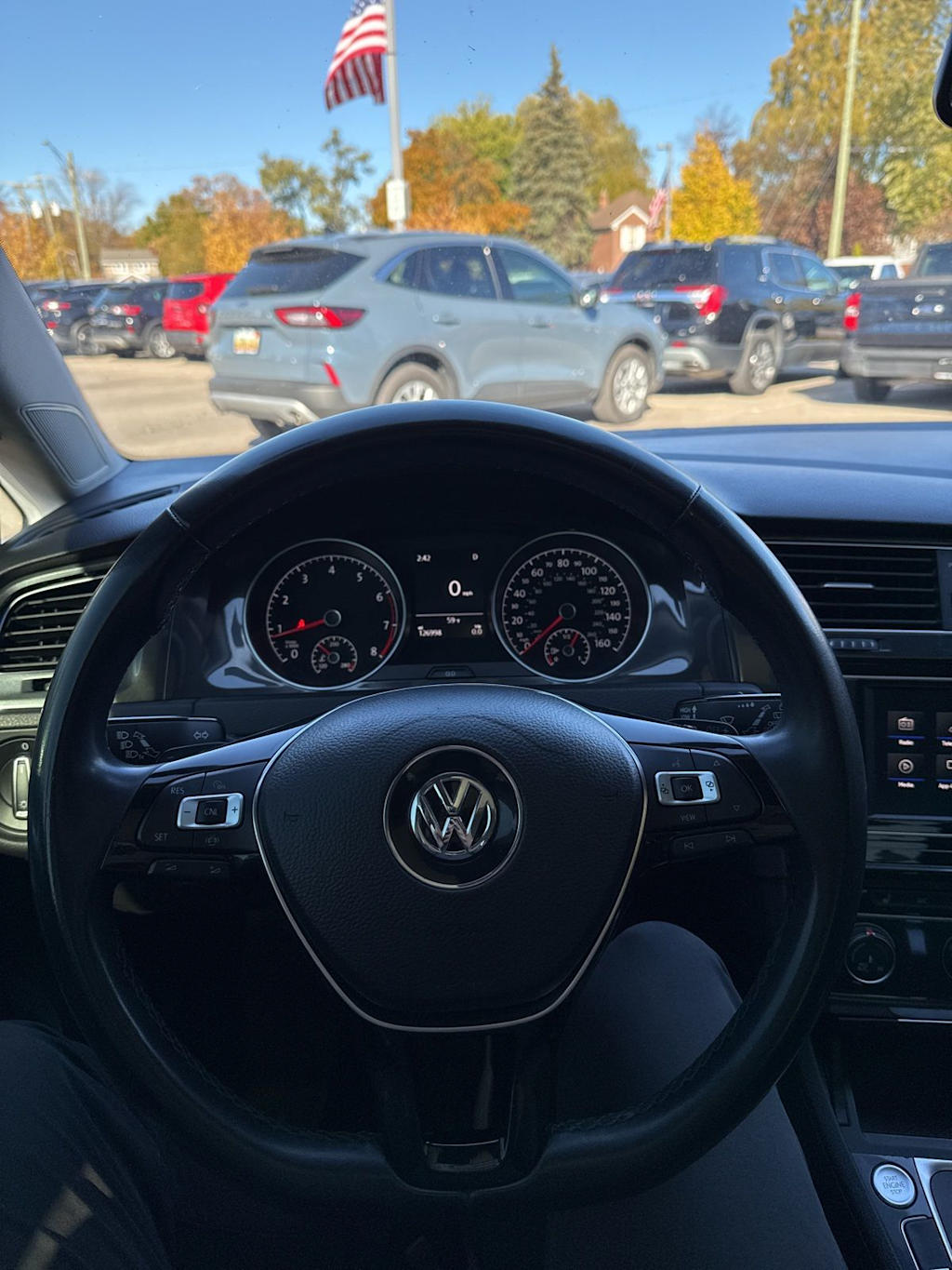 Thumbnail: 2021 Volkswagen Golf - 4